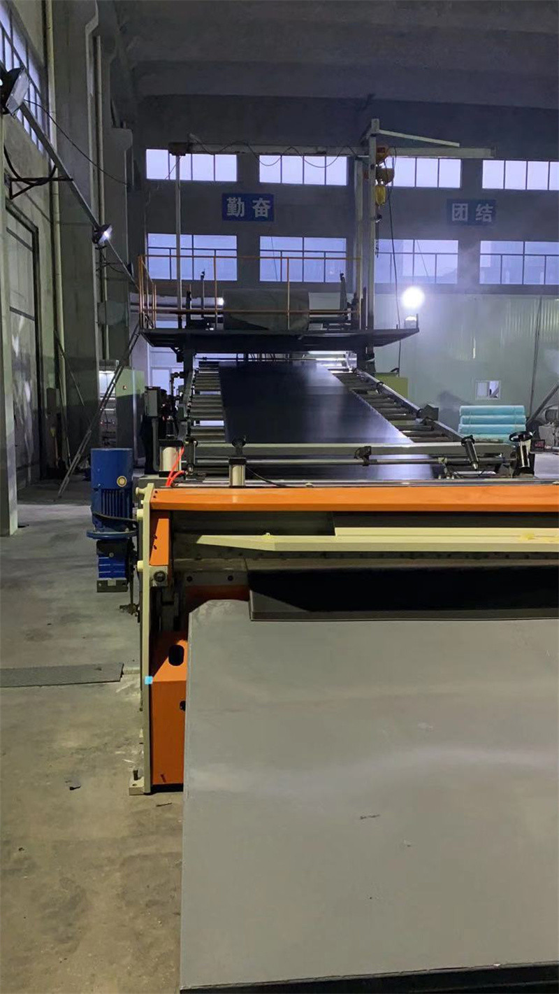 塑料片材擠出機(jī)_廠家直銷_玖德隆機(jī)械有限公司